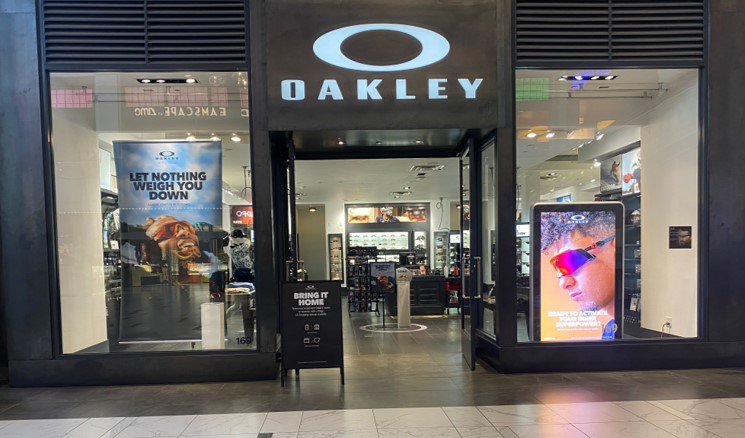 Oakley Store, 169 Easton Town Center Columbus, OH  Men's and Women's  Sunglasses, Goggles, & Apparel